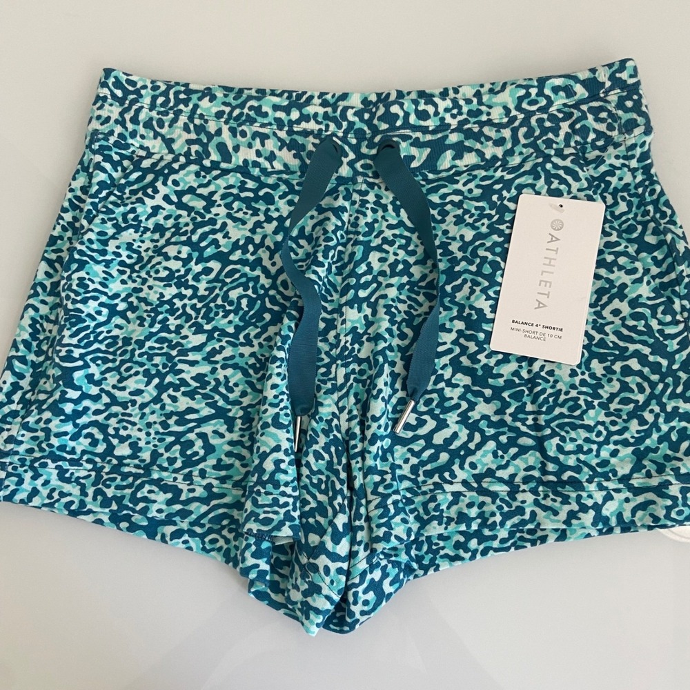 Athleta Womens Balance 4" Shortie Teal Blue Camo Print Drawstring Shorts L NEW